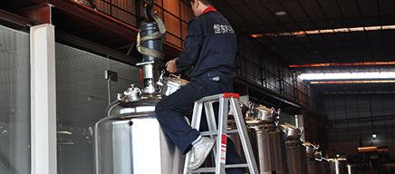 乳化罐,

混合罐,攪拌罐